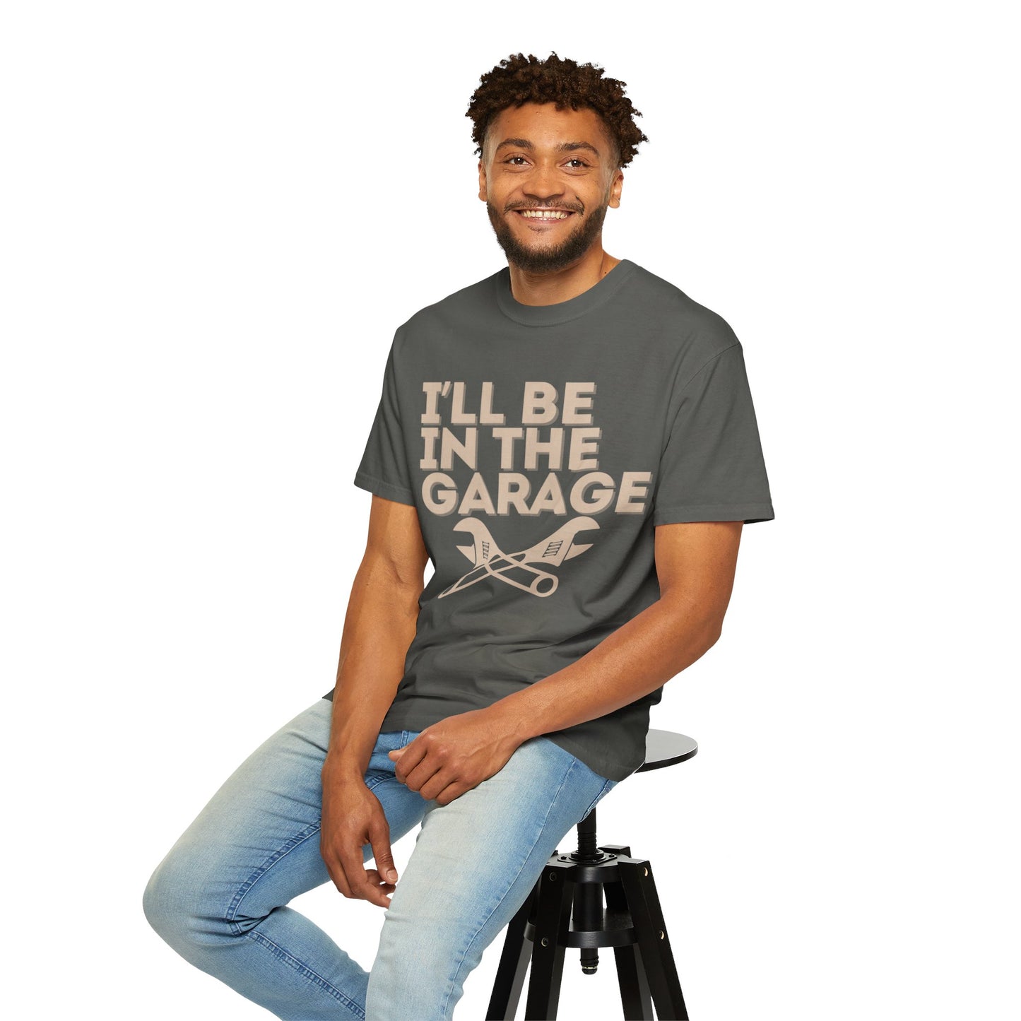 I'll Be In The Garage | T-shirt